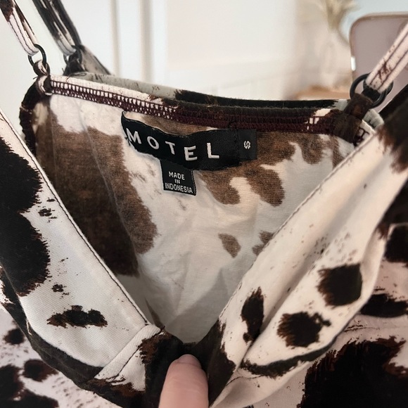 Cow Print Crop Top - Picture 3 of 5